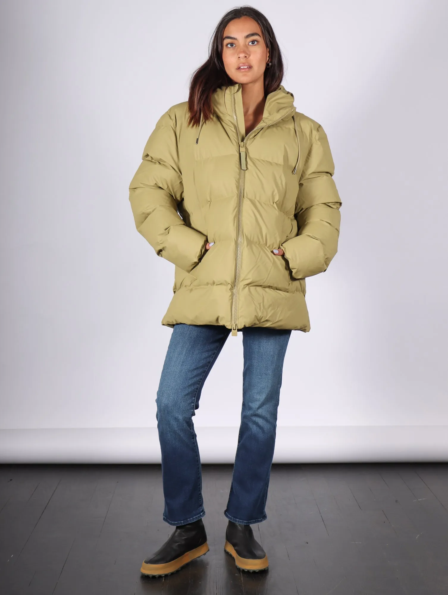 Alta Puffer Jacket in Khaki by RAINS