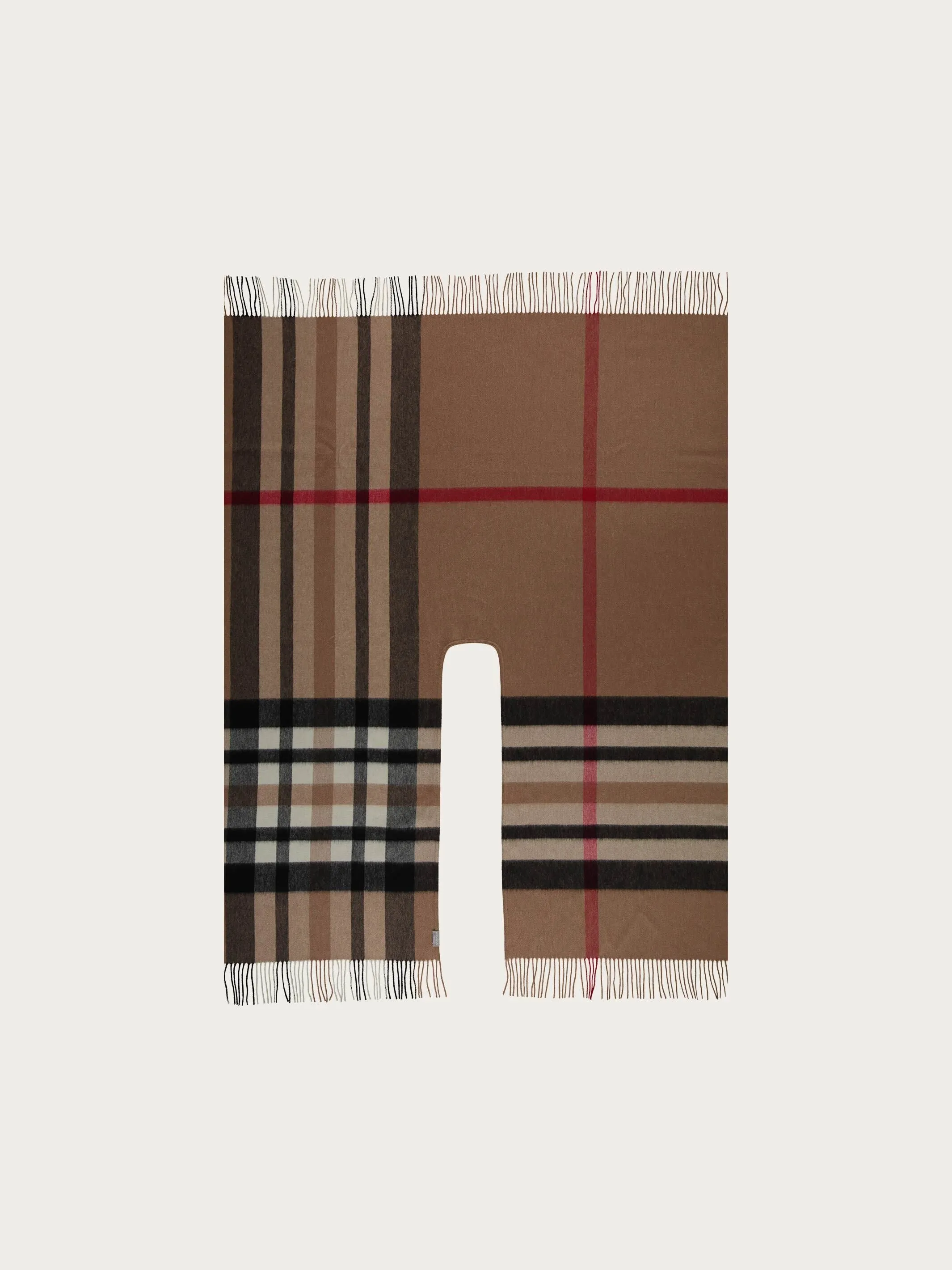 Poncho mit FRAAS Plaid Karo aus reiner Wolle