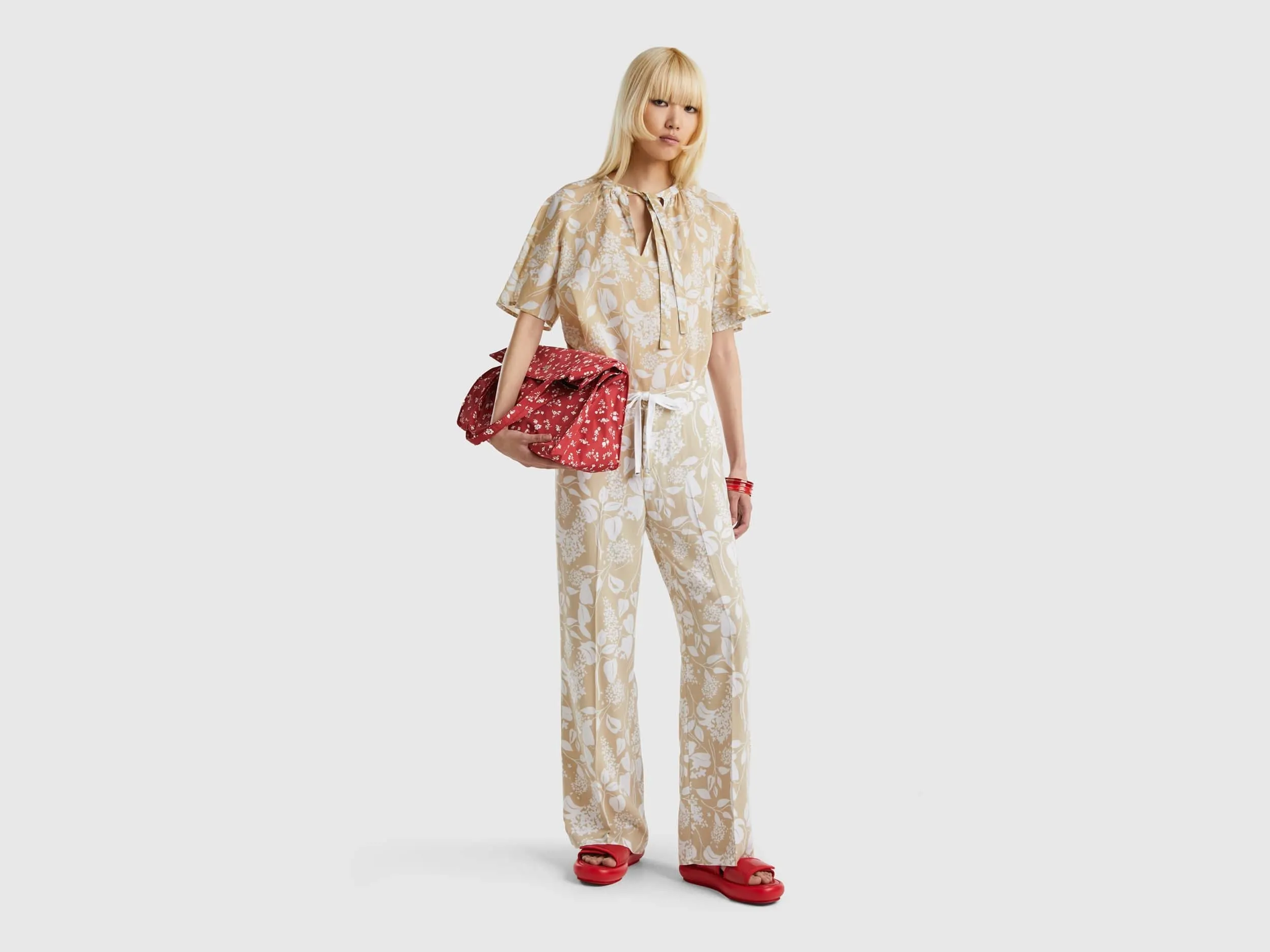 Printed trousers with drawstring