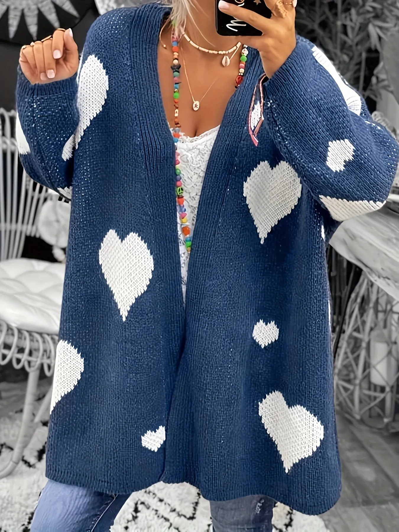 Stylish Heart Print Plus Size Cardigan with Medium Stretch