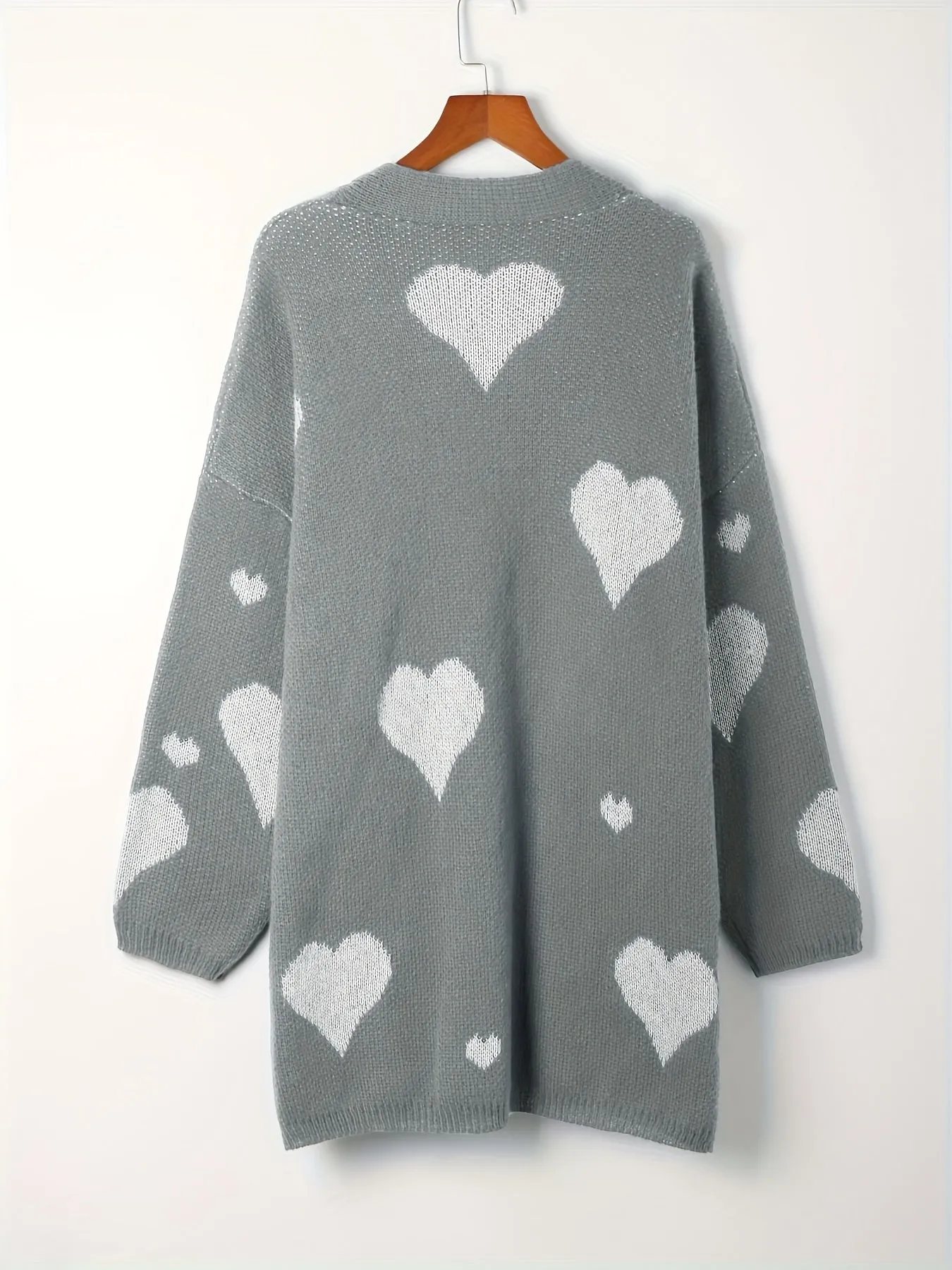 Stylish Heart Print Plus Size Cardigan with Medium Stretch