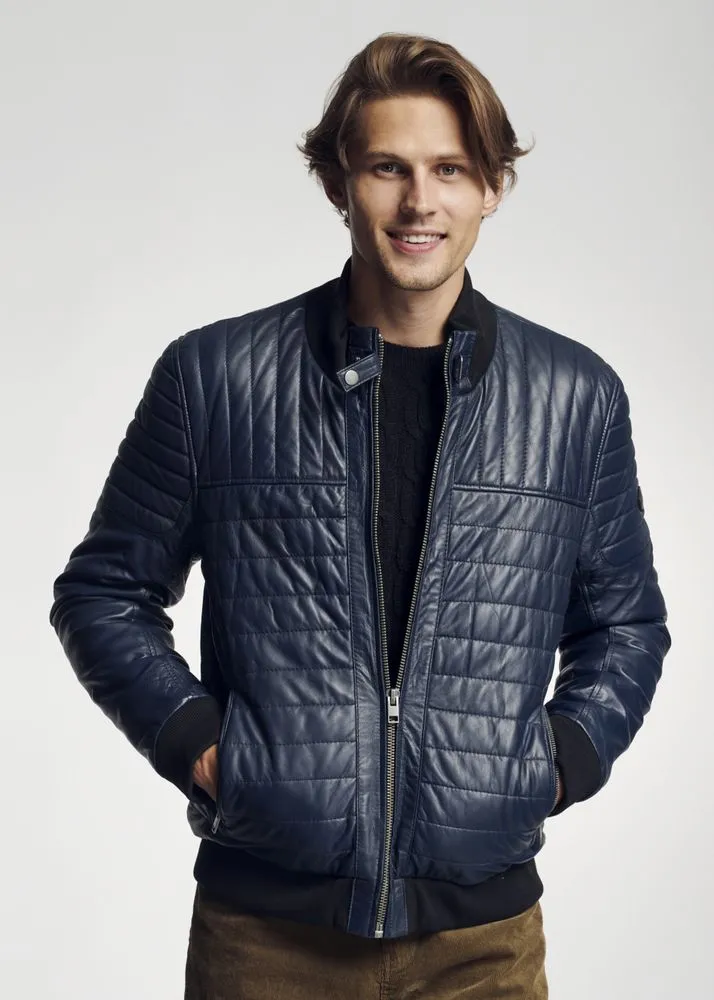 WARM MEN'S WINTER JACKET IN THE LEATHER STYLE