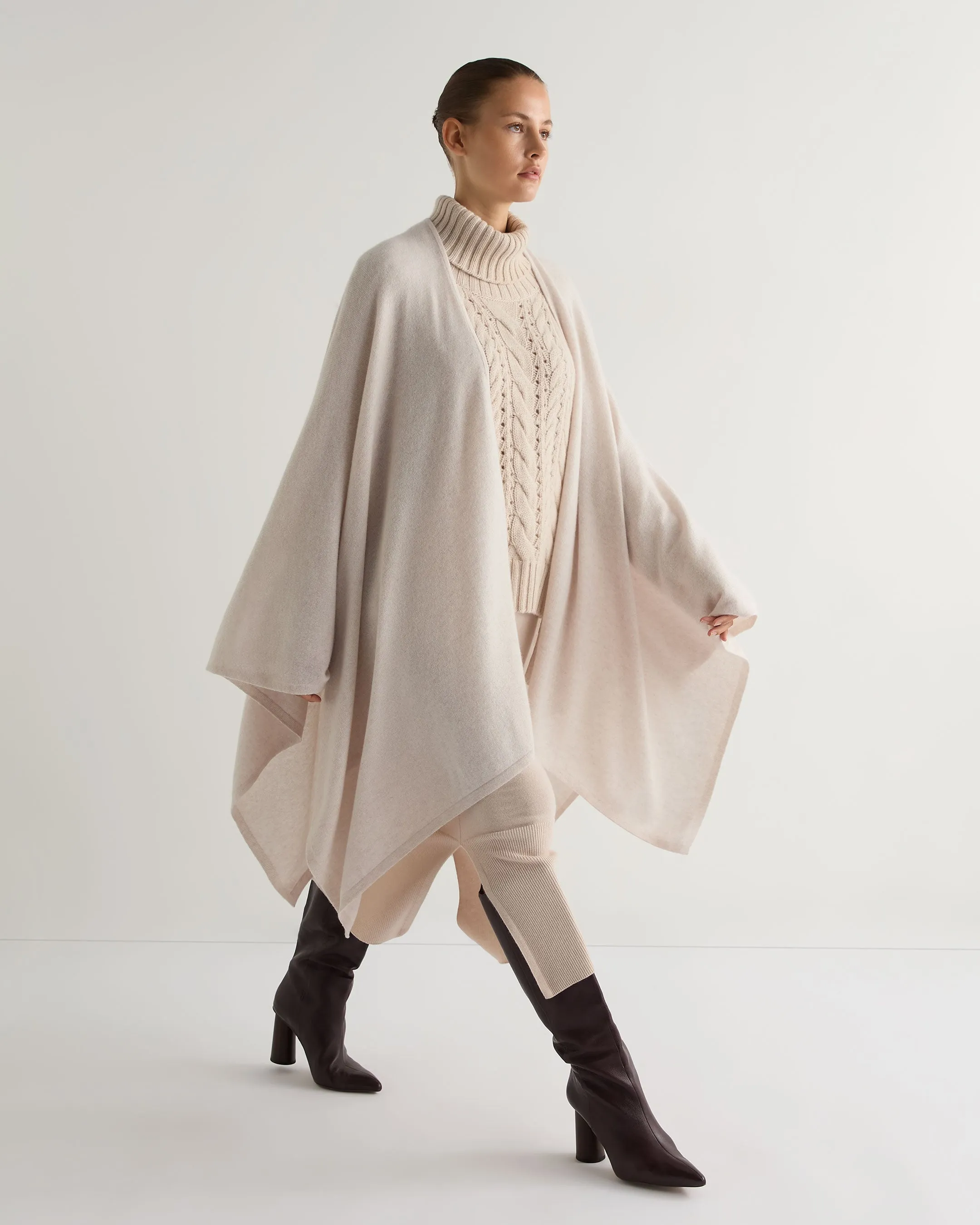 Women's Lily Lightweight Cashmere Cape Frost White